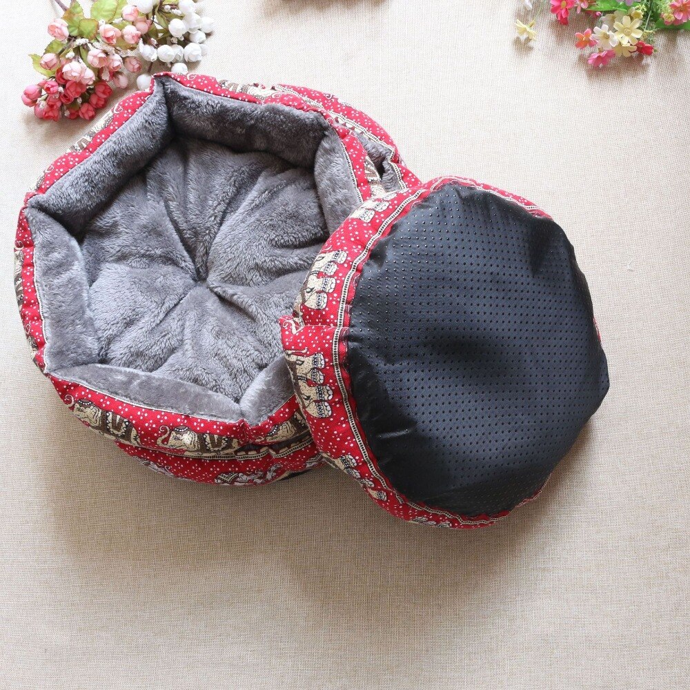 Soft Round Shaped Multilayered Sleeping Bed for Pets