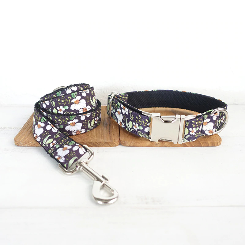 Floral Dog Collar and Leash Set Floral Dog Collar and Leash Set