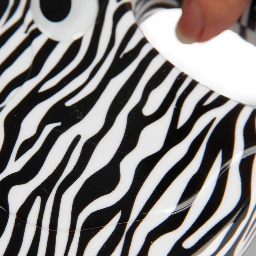 Zebra Themed Auto Leash for Dogs